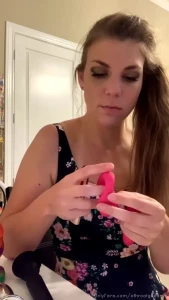 throatgoddess [ athroatgoddess ] Onlyfans leaked video 8458098 on Hotleaks.tv