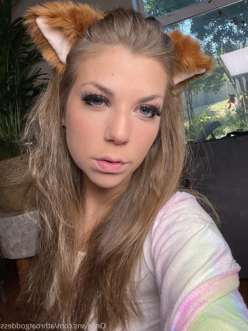 throatgoddess [ athroatgoddess ] Onlyfans leaked photo 9460598 on Hotleaks.tv
