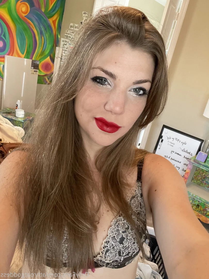 throatgoddess [ athroatgoddess ] Onlyfans leaked photo 9461843 on Hotleaks.tv