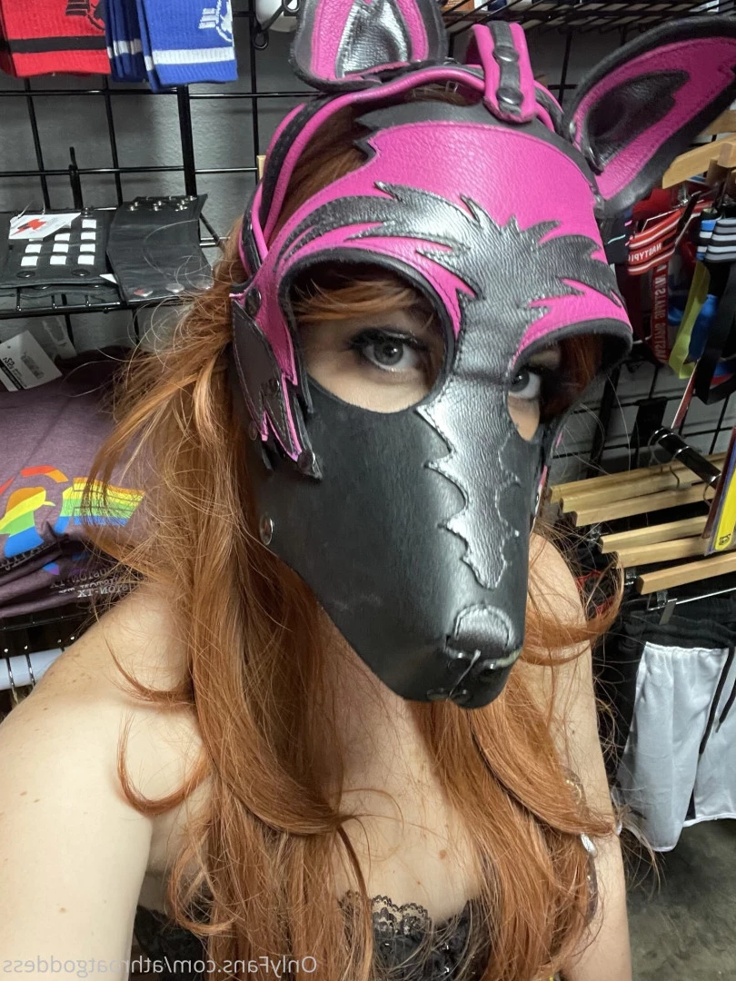 throatgoddess [ athroatgoddess ] Onlyfans leaked photo 9464979 on Hotleaks.tv