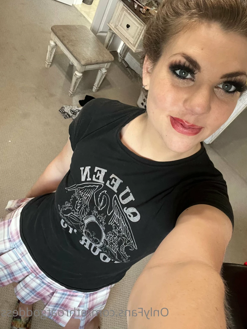 throatgoddess [ athroatgoddess ] Onlyfans leaked photo 9471293 on Hotleaks.tv
