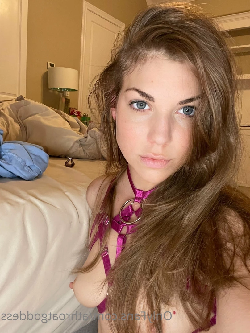 throatgoddess [ athroatgoddess ] Onlyfans leaked photo 9472462 on Hotleaks.tv