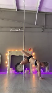 Aubree Martin [ aubreemartin ] Onlyfans leaked video 8457208 on Hotleaks.tv