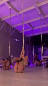 Aubree Martin [ aubreemartin ] Onlyfans leaked video 8457547 on Hotleaks.tv