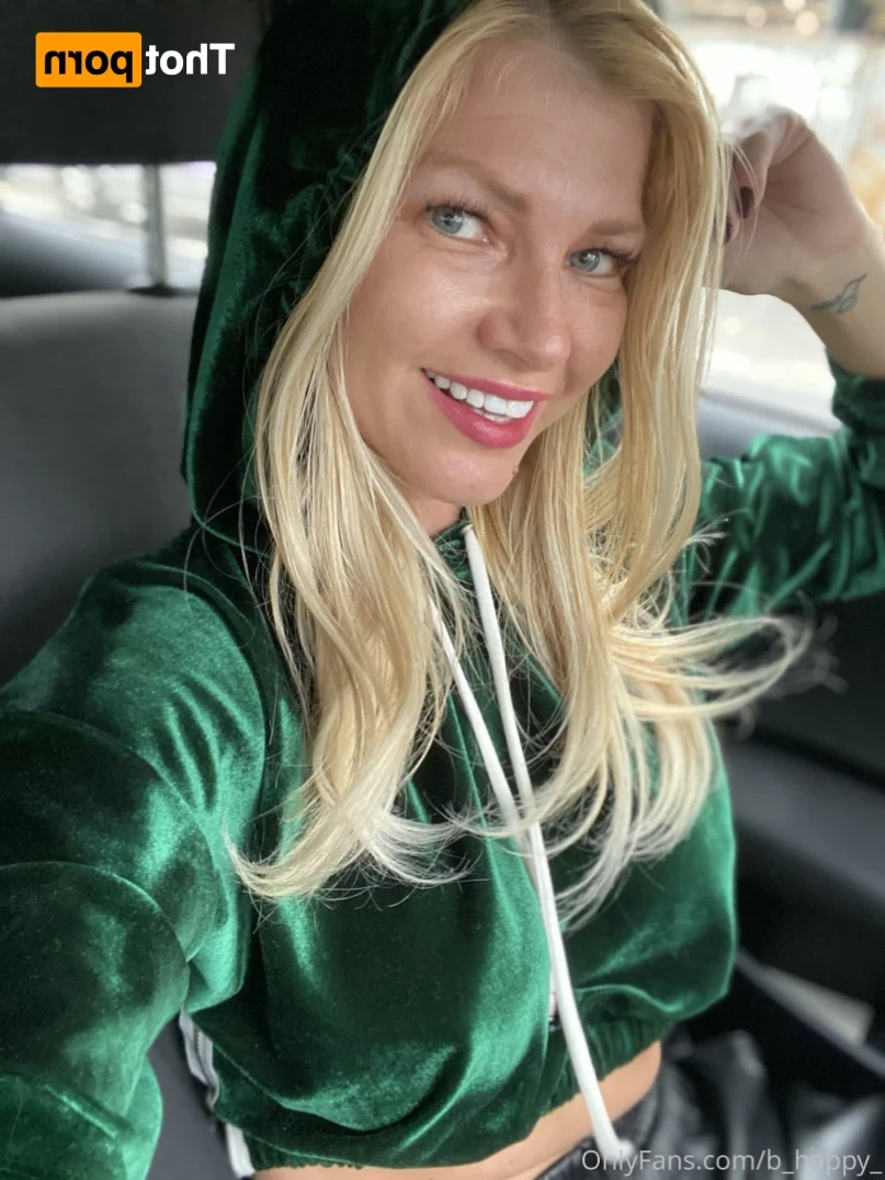 Andana [ b_happy_ ] Onlyfans leaked photo 11324117 on Hotleaks.tv