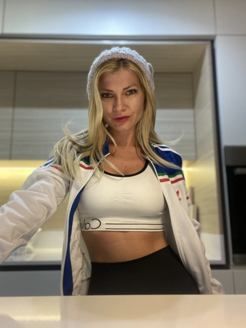 Andana [ b_happy_ ] Onlyfans leaked photo 12686418 on Hotleaks.tv