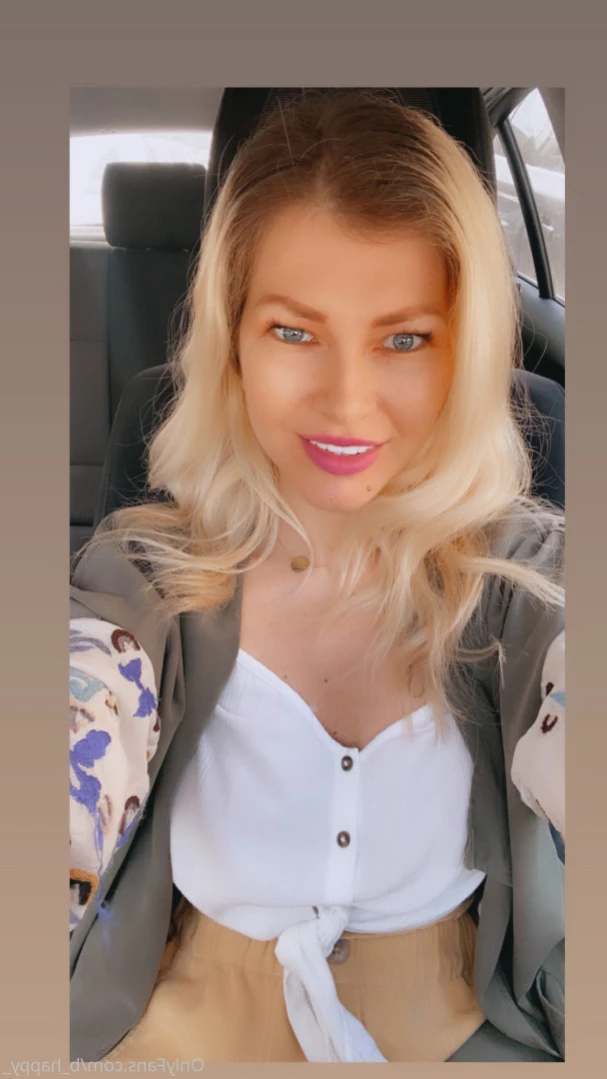 Andana [ b_happy_ ] Onlyfans leaked photo 14273062 on Hotleaks.tv
