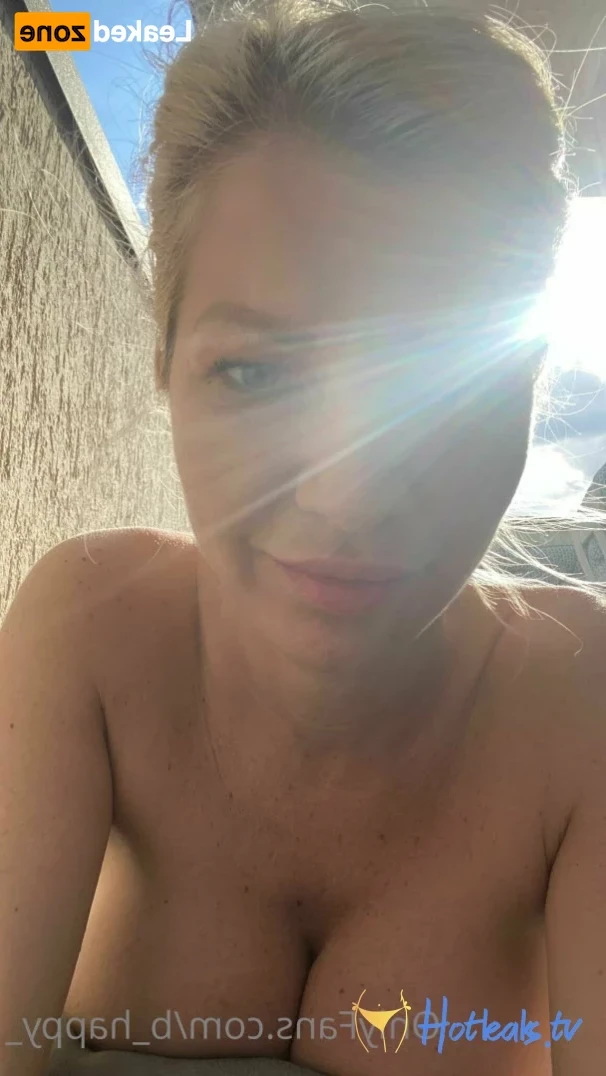 Andana [ b_happy_ ] Onlyfans leaked photo 15590705 on Hotleaks.tv