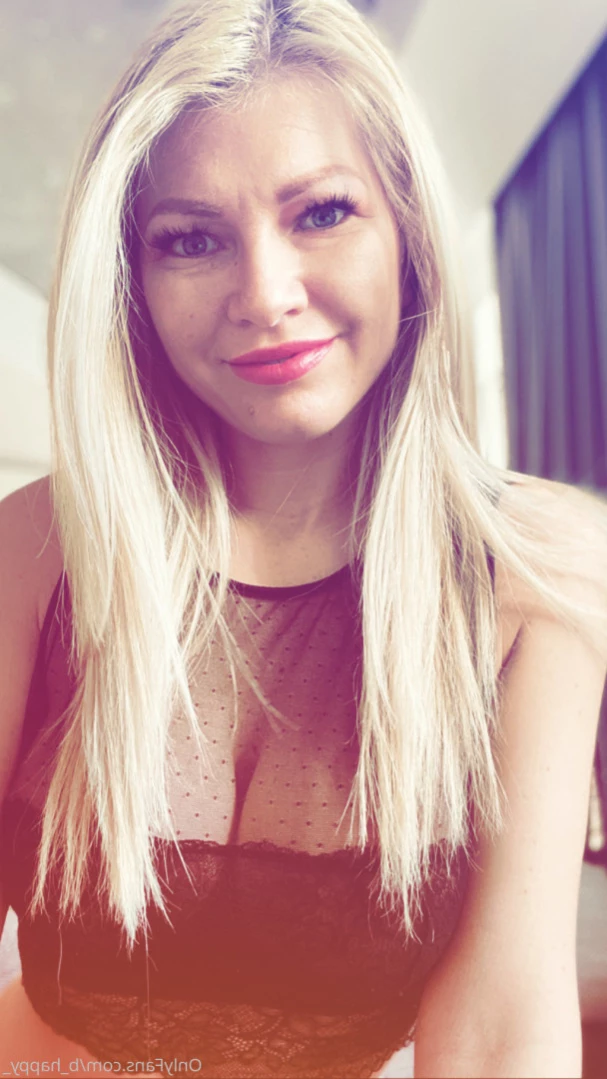 Andana [ b_happy_ ] Onlyfans leaked photo 16249734 on Hotleaks.tv