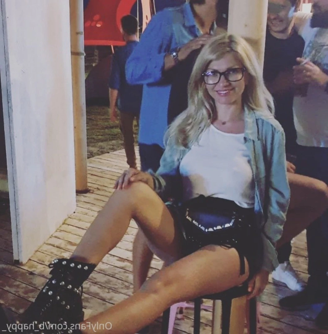 Andana [ b_happy_ ] Onlyfans leaked photo 16513692 on Hotleaks.tv