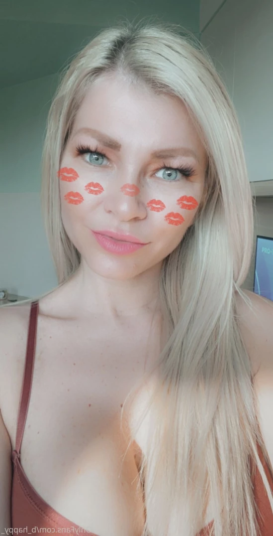 Andana [ b_happy_ ] Onlyfans leaked photo 16514375 on Hotleaks.tv