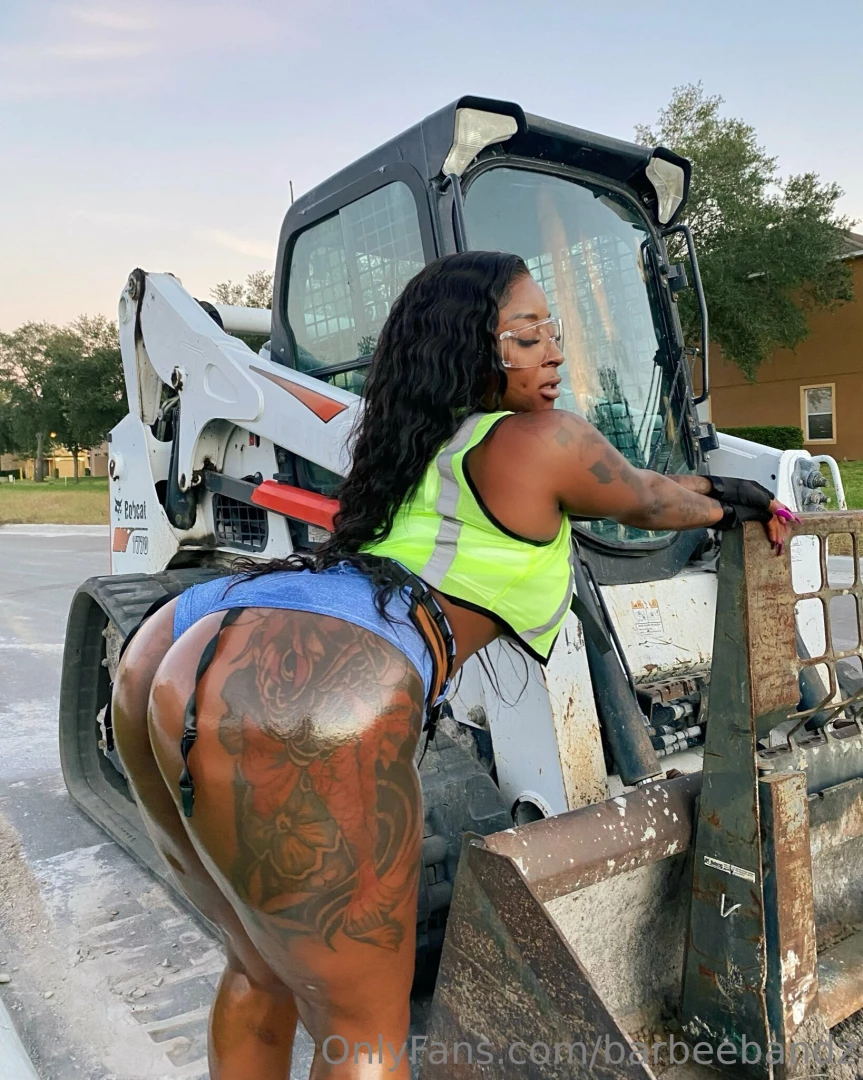 Barbee Bandz [ barbeebandz ] Onlyfans leaked photo 18681945 on Hotleaks.tv