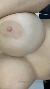 8432322