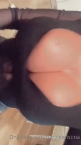 8432329