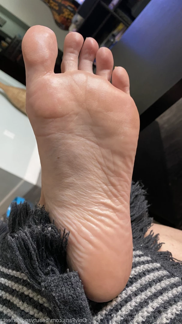 beautyandherfeetz Onlyfans leaked photo 11503562 on Hotleaks.tv