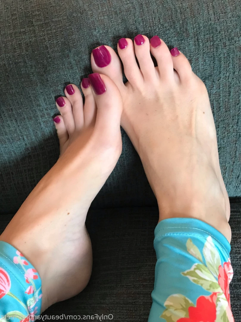 beautyandherfeetz Onlyfans leaked photo 14267434 on Hotleaks.tv