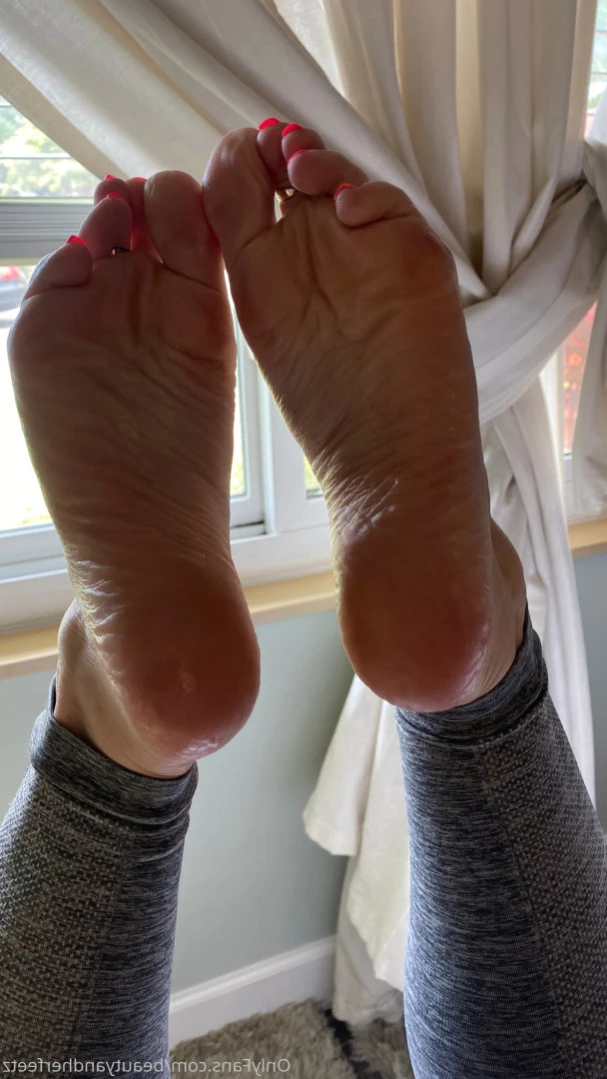 beautyandherfeetz Onlyfans leaked photo 15515019 on Hotleaks.tv