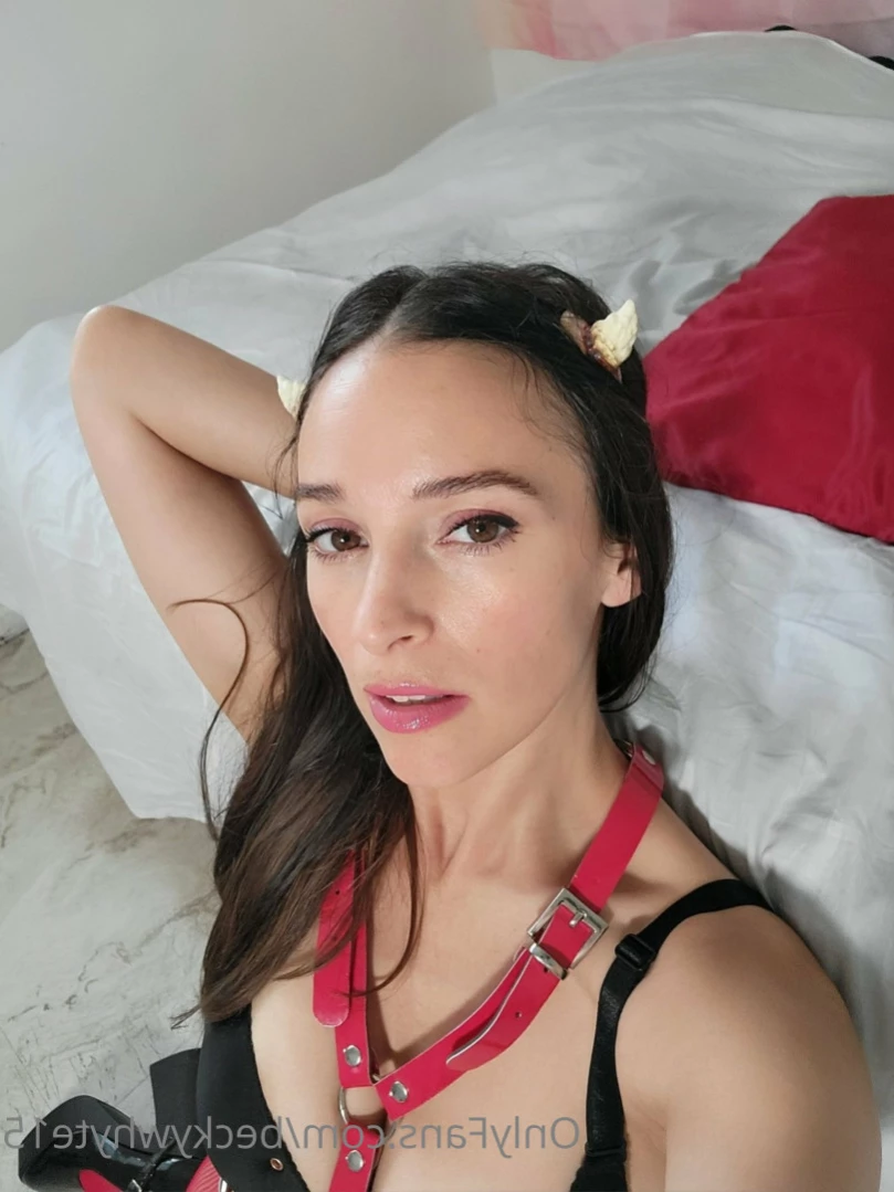 BeckyWhyte [ beckywhyte15 ] Onlyfans leaked photo 11595252 on Hotleaks.tv
