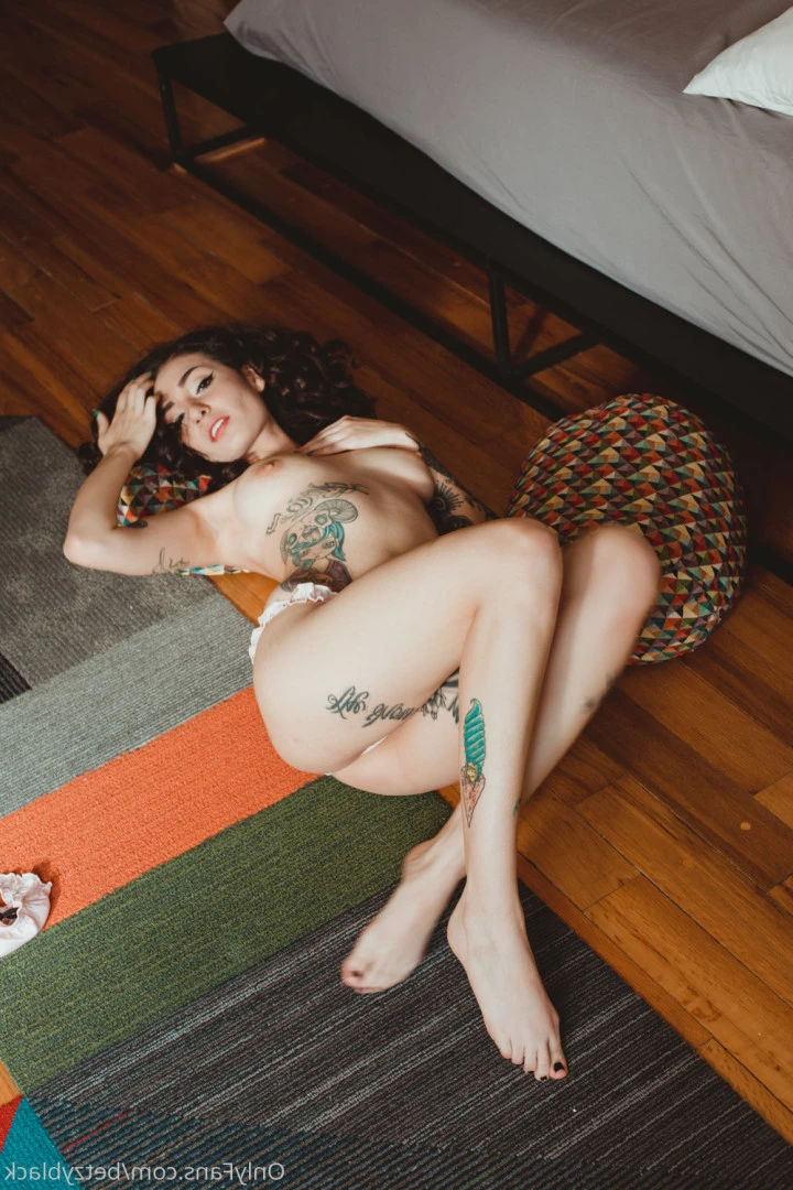 betzyblack Onlyfans leaked photo 10240241 on Hotleaks.tv