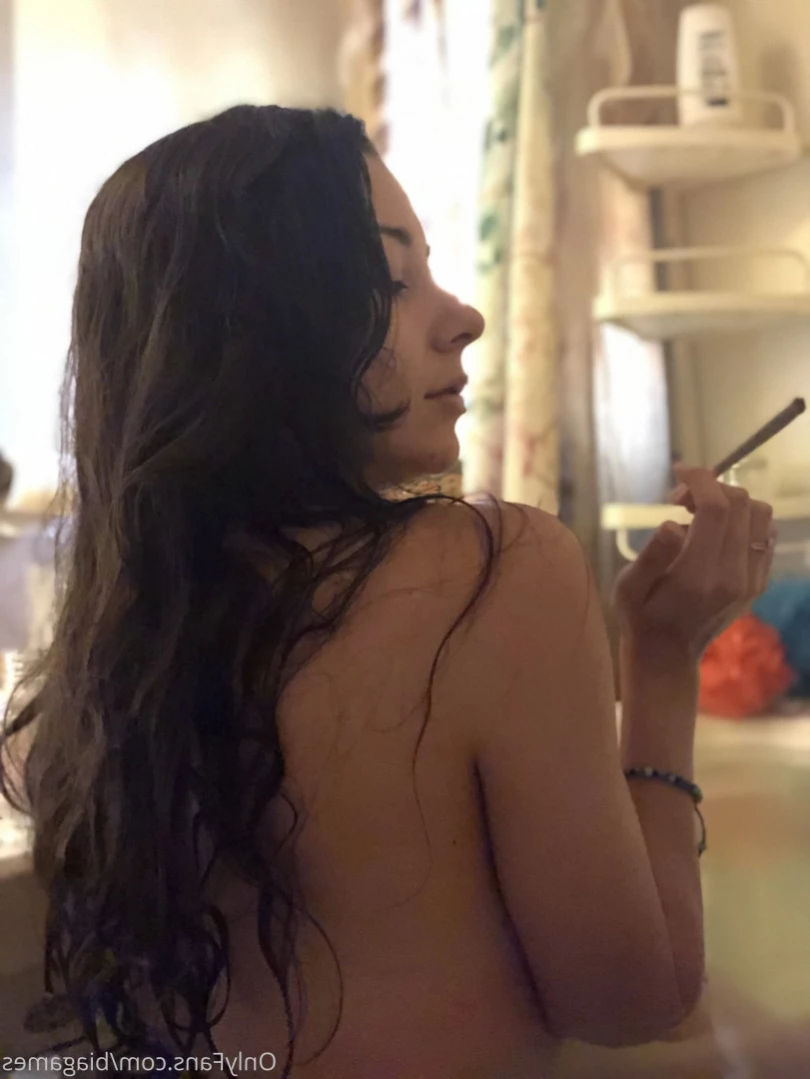 BiaOFGames [ biagames ] Onlyfans leaked photo 13477393 on Hotleaks.tv