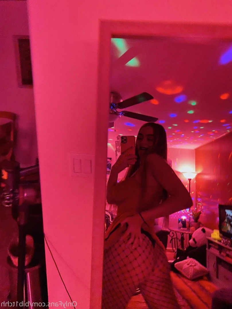 jules🌈 [ bib1tchh ] Onlyfans leaked photo 16158771 on Hotleaks.tv