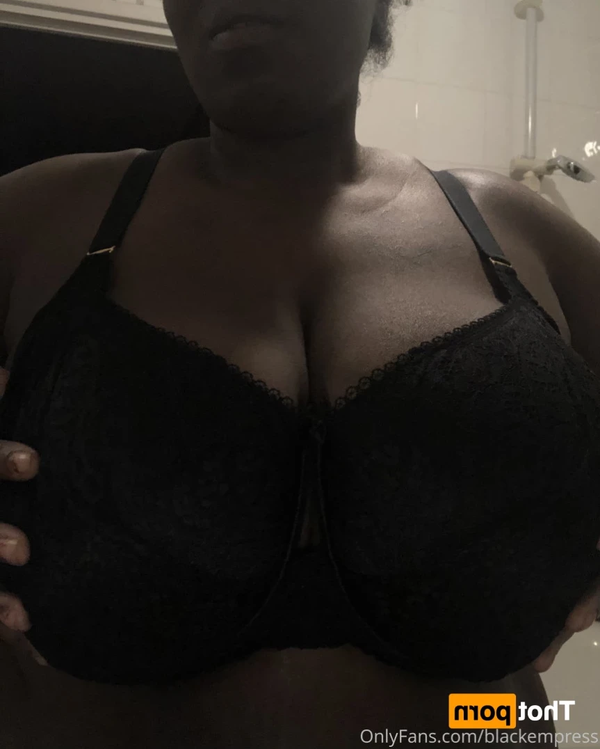 Black Empress [ blackempress ] Onlyfans leaked photo 14535992 on Hotleaks.tv