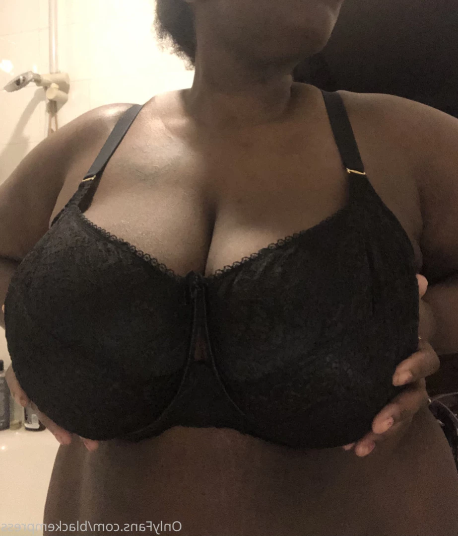 Black Empress [ blackempress ] Onlyfans leaked photo 14621179 on Hotleaks.tv