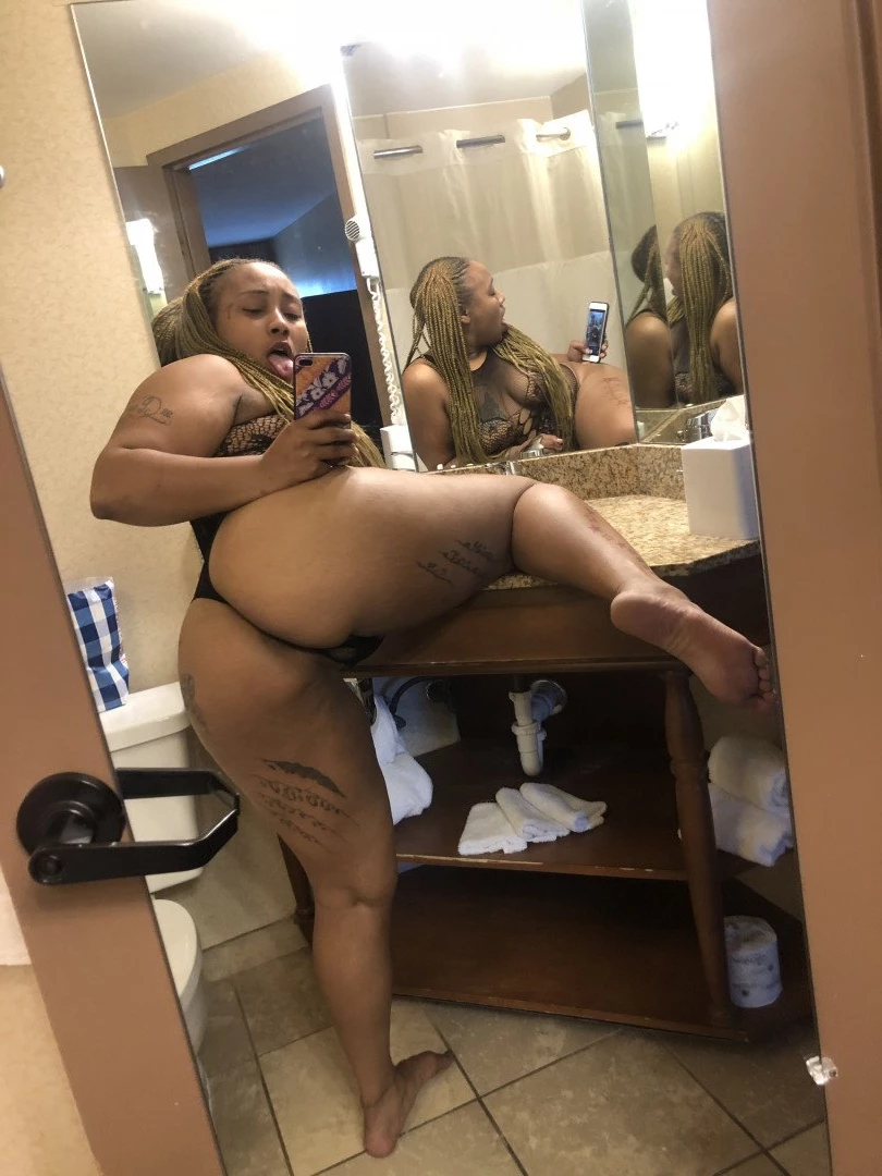  Laylared  [ laylared1 ] Onlyfans leaked photo 670381 on Hotleaks.tv