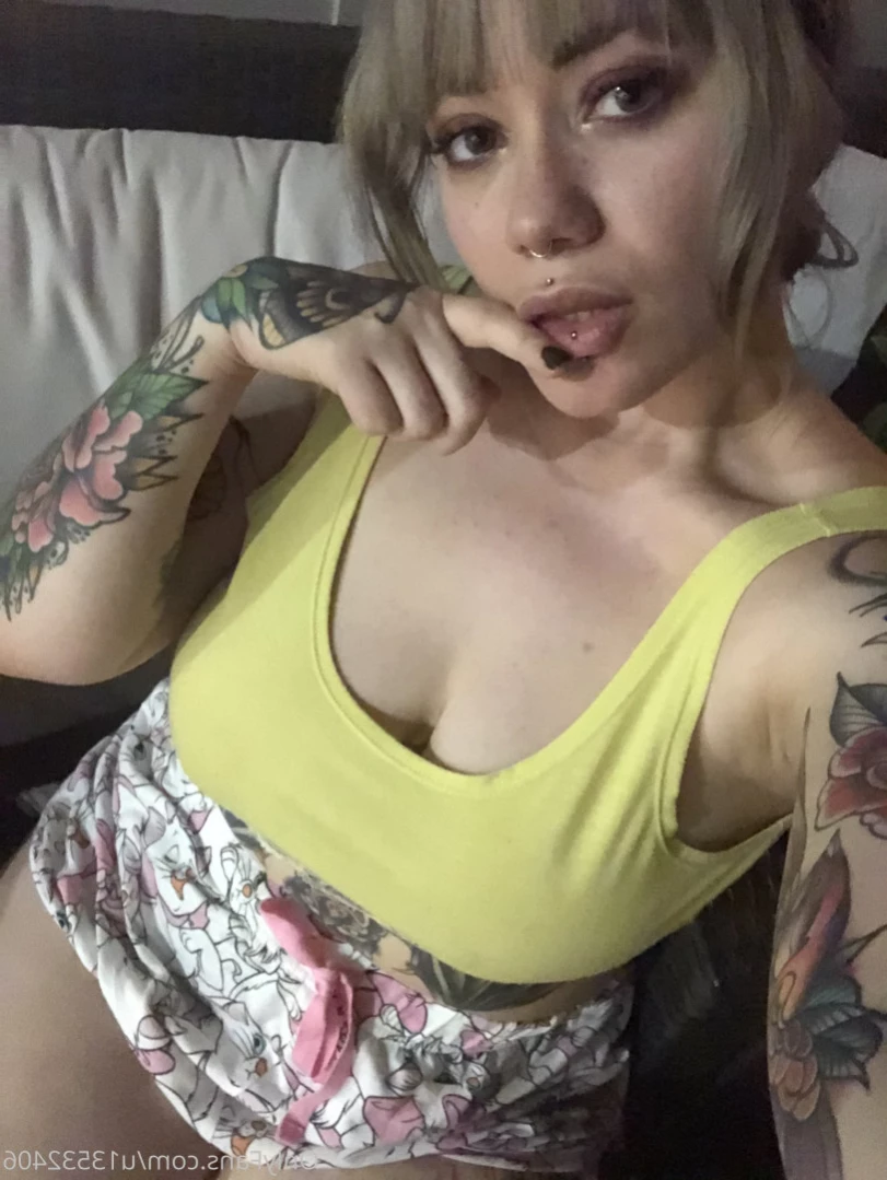 Bluenicorn [ blaueseinhorn ] Onlyfans leaked photo 14342040 on Hotleaks.tv