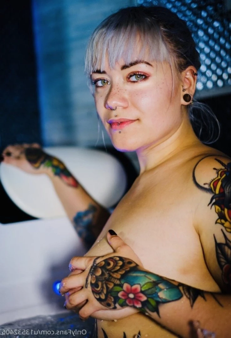 Bluenicorn [ blaueseinhorn ] Onlyfans leaked photo 14515357 on Hotleaks.tv