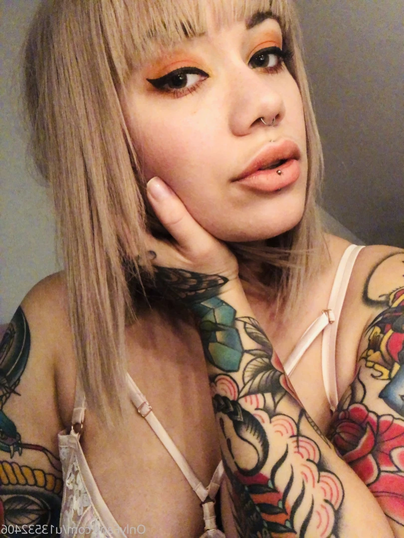 Bluenicorn [ blaueseinhorn ] Onlyfans leaked photo 16132277 on Hotleaks.tv