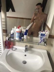 9372159