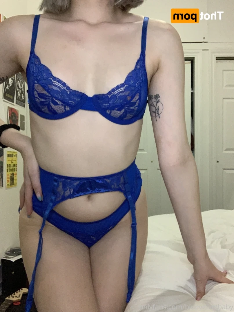 blue [ bluevelvetbaby ] Onlyfans leaked photo 12470320 on Hotleaks.tv
