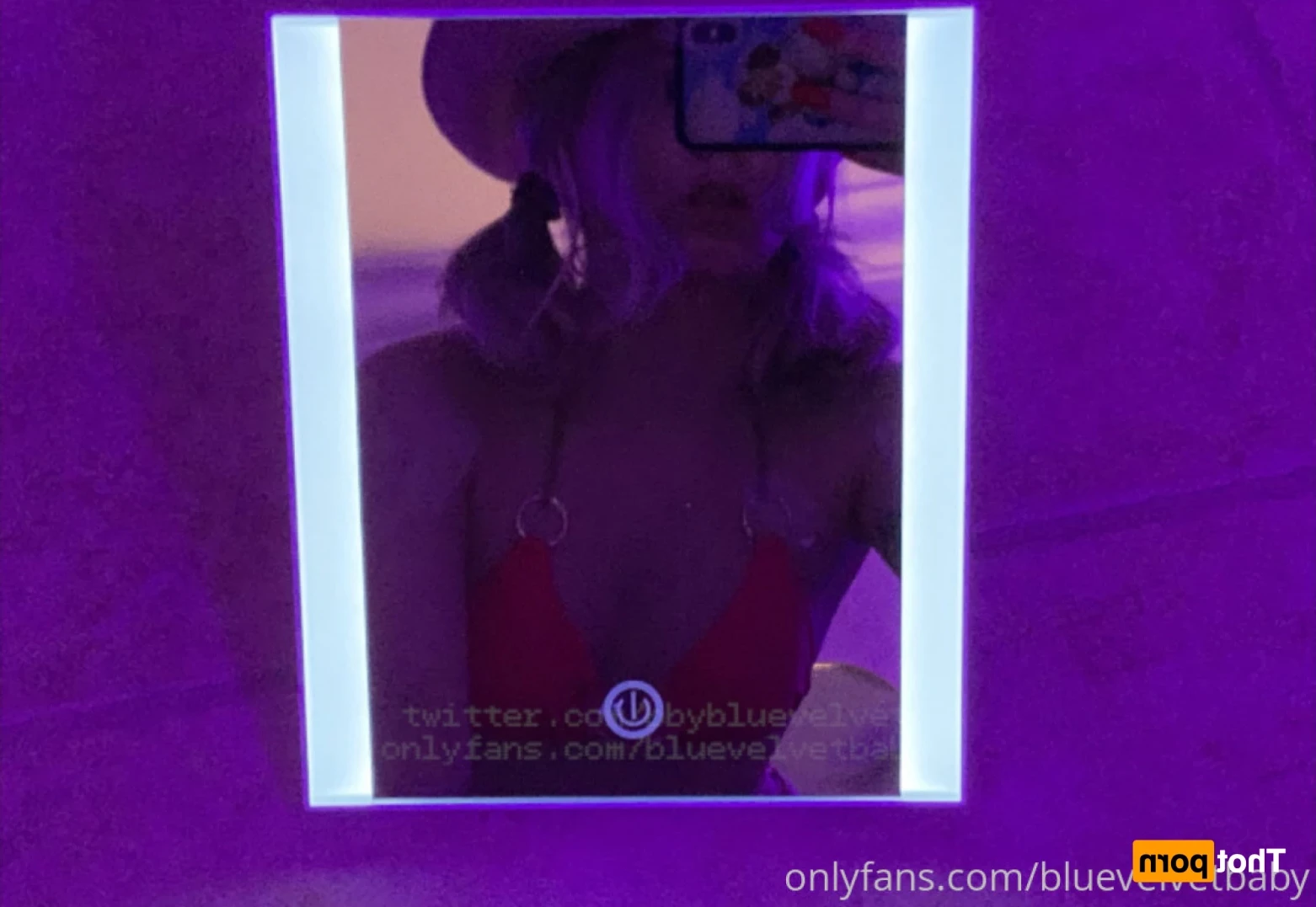blue [ bluevelvetbaby ] Onlyfans leaked photo 12919829 on Hotleaks.tv
