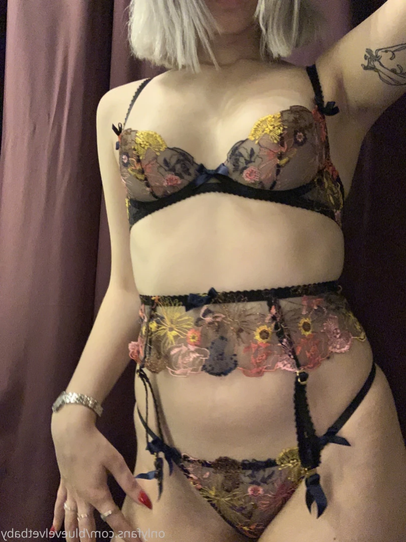 blue [ bluevelvetbaby ] Onlyfans leaked photo 13041125 on Hotleaks.tv