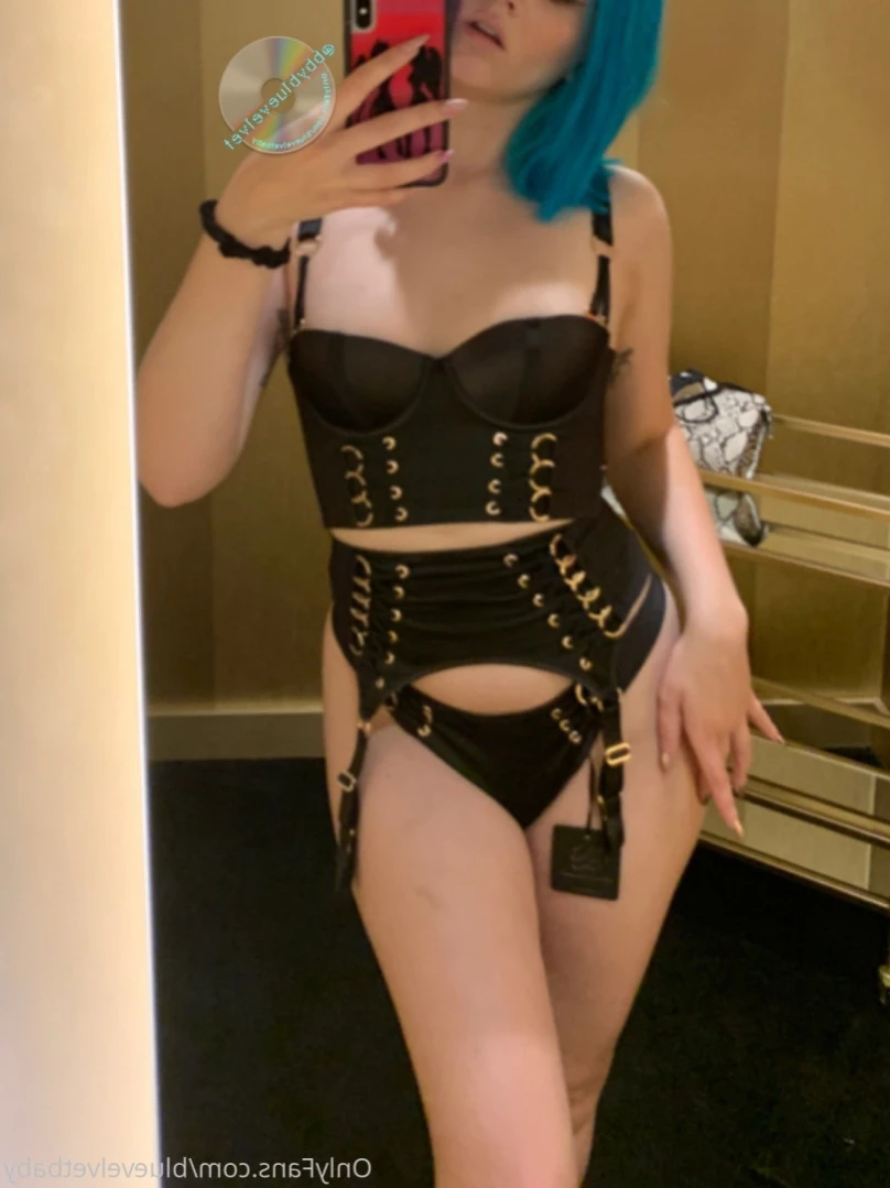 blue [ bluevelvetbaby ] Onlyfans leaked photo 16092138 on Hotleaks.tv