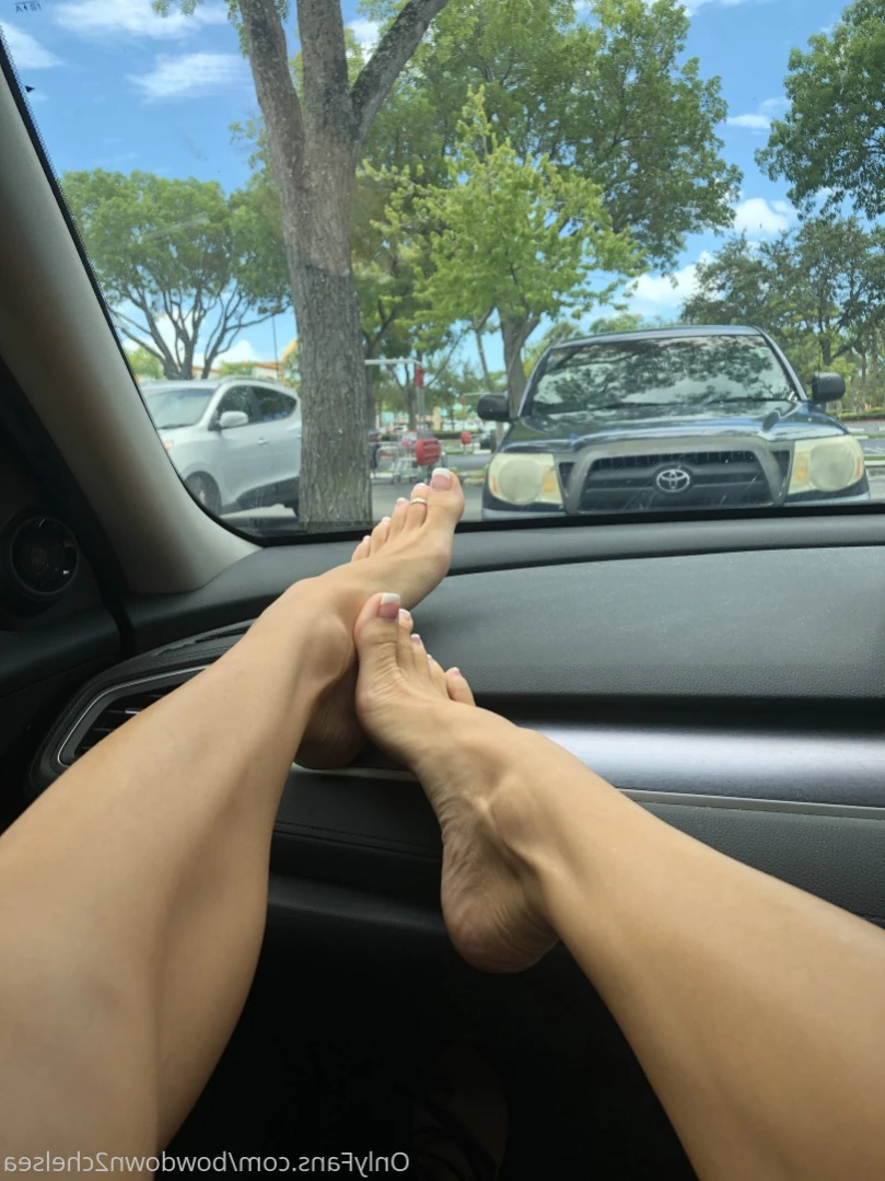Princess Chelsea [ bowdown2chelsea ] Onlyfans leaked photo 11111466 on Hotleaks.tv