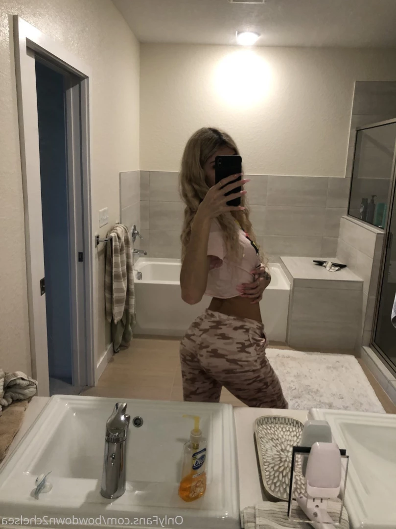 Princess Chelsea [ bowdown2chelsea ] Onlyfans leaked photo 11111649 on Hotleaks.tv