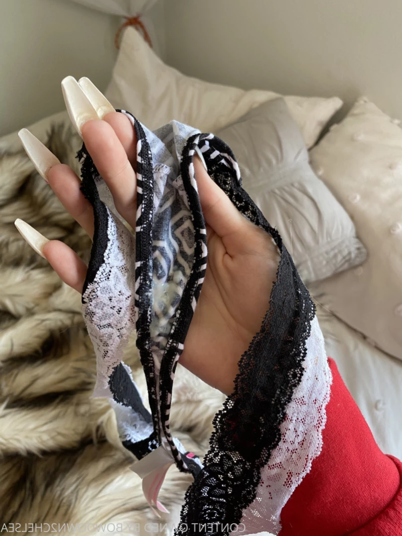 Princess Chelsea [ bowdown2chelsea ] Onlyfans leaked photo 11112335 on Hotleaks.tv