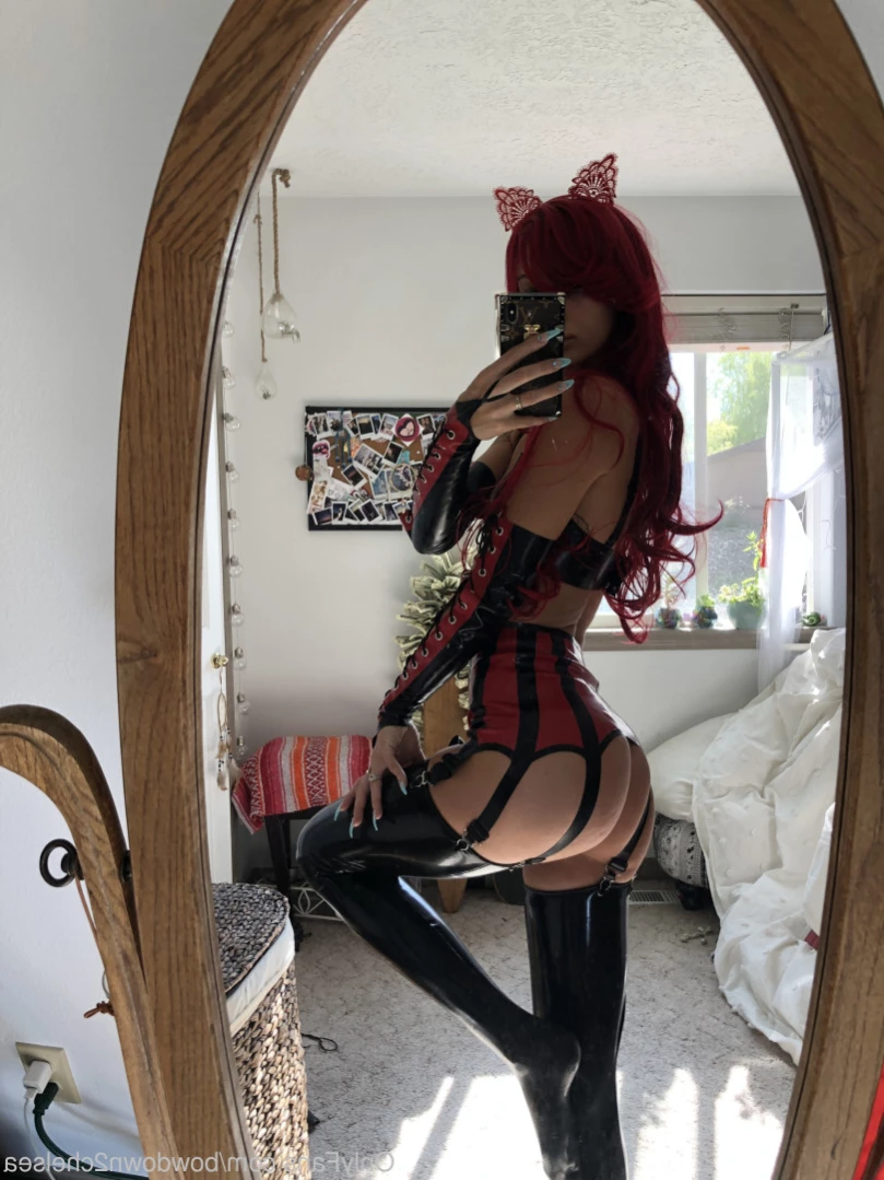 Princess Chelsea [ bowdown2chelsea ] Onlyfans leaked photo 11112386 on Hotleaks.tv