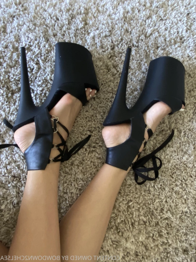 Princess Chelsea [ bowdown2chelsea ] Onlyfans leaked photo 11113767 on Hotleaks.tv