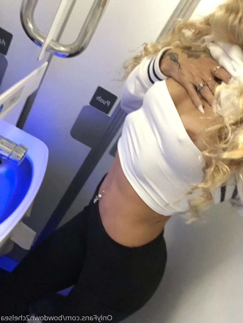 Princess Chelsea [ bowdown2chelsea ] Onlyfans leaked photo 11746889 on Hotleaks.tv