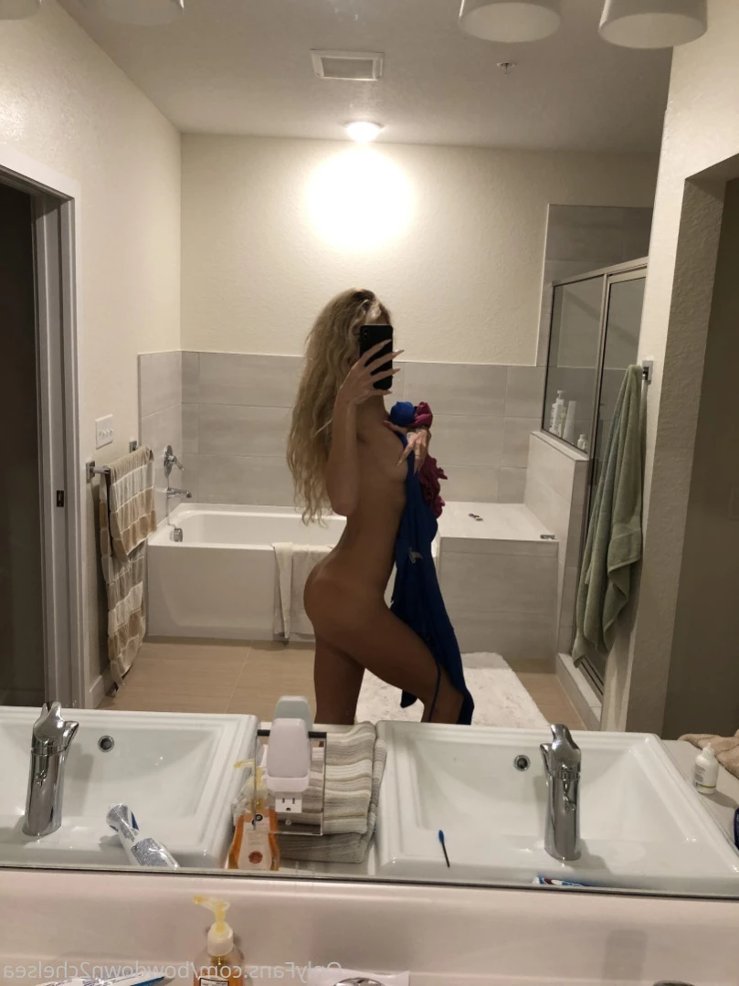 Princess Chelsea [ bowdown2chelsea ] Onlyfans leaked photo 13221930 on Hotleaks.tv
