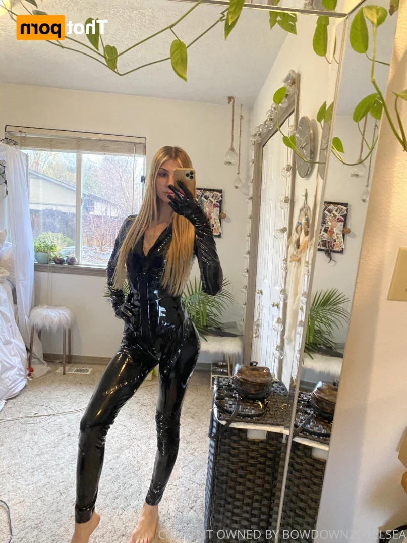 Princess Chelsea [ bowdown2chelsea ] Onlyfans leaked photo 13333155 on Hotleaks.tv