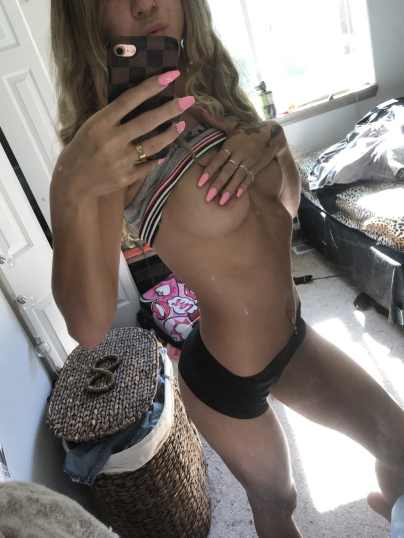 Princess Chelsea [ bowdown2chelsea ] Onlyfans leaked photo 13637442 on Hotleaks.tv