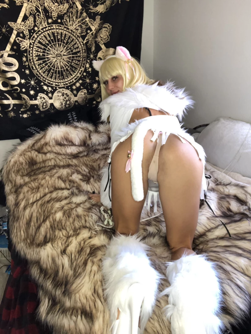 Princess Chelsea [ bowdown2chelsea ] Onlyfans leaked photo 14555417 on Hotleaks.tv