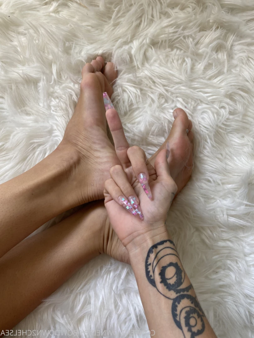 Princess Chelsea [ bowdown2chelsea ] Onlyfans leaked photo 14555453 on Hotleaks.tv