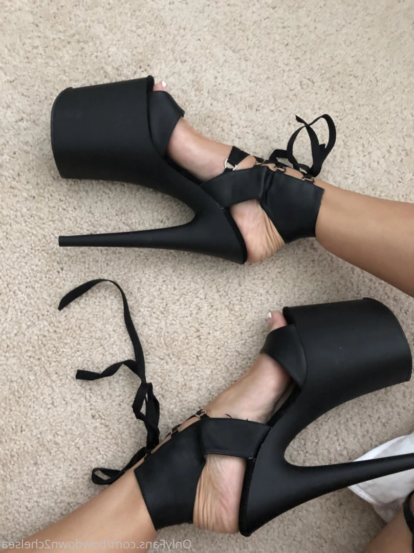 Princess Chelsea [ bowdown2chelsea ] Onlyfans leaked photo 15811450 on Hotleaks.tv