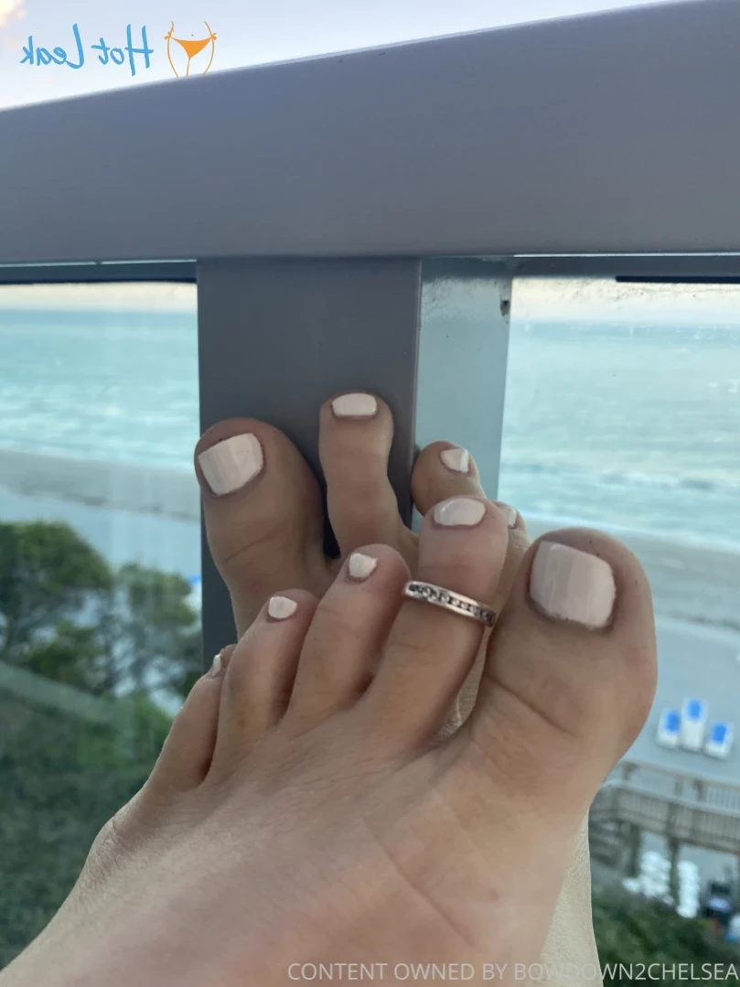 Princess Chelsea [ bowdown2chelsea ] Onlyfans leaked photo 15881543 on Hotleaks.tv