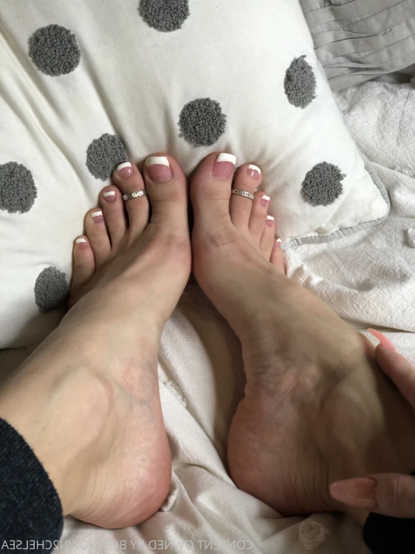 Princess Chelsea [ bowdown2chelsea ] Onlyfans leaked photo 16102257 on Hotleaks.tv